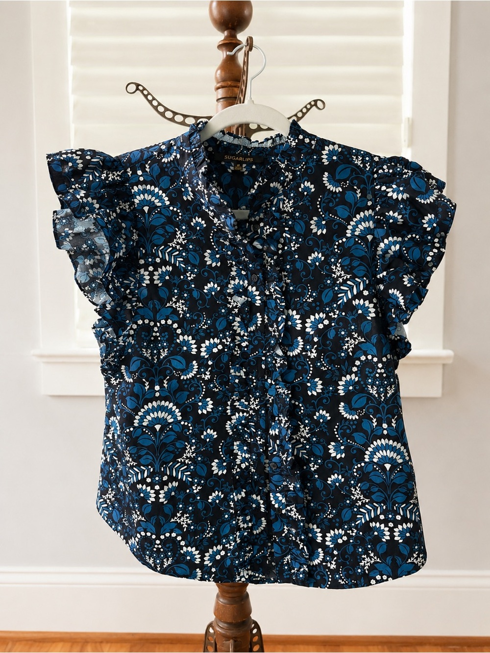 Sugarlips Navy & Blue Floral Ruffle-Sleeve Blouse
